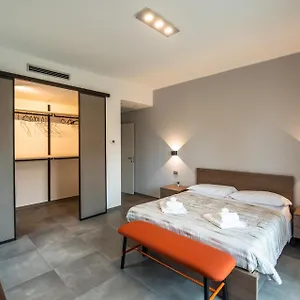 Ospedale A 350m Centro A 900m L Matrimoniali Con Bagno Privato L Parcheggio Self Check Parme